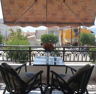 Ireon Apartment | Friendly Studios