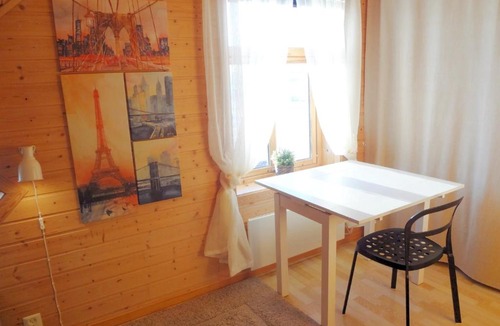 Trondheim Apartment | Fully equipped flat, 2 bedrooms, FREE car parking.