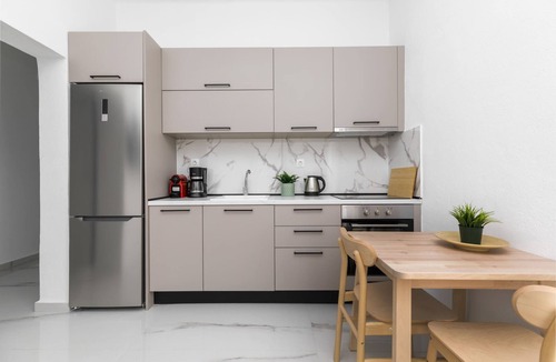 Perea Apartment | Glow Apartments