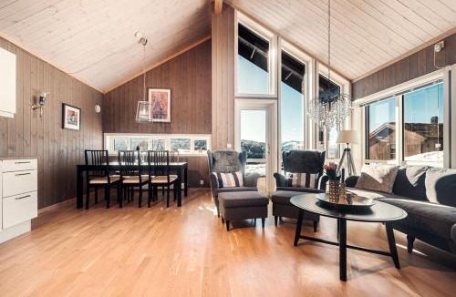 Hornindal House | Harevadet 211