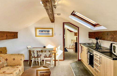 Llanfair-Dyffryn-Clwyd Cottage | HEATHER in Graigfechan