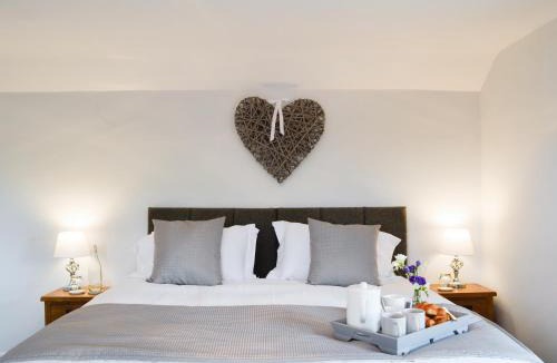 Overton-on-dee House | Hillside Cottage