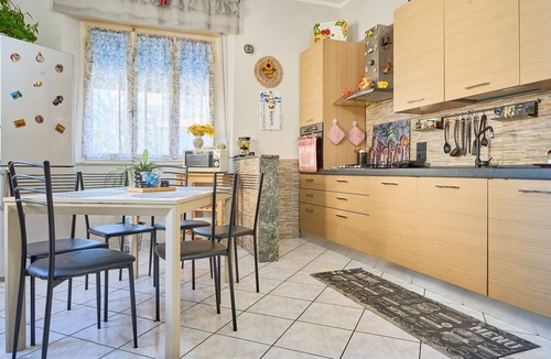 Piombino Apartment | Holiday Apartment "Casa Laureta" with Private Terrace & Wi-Fi