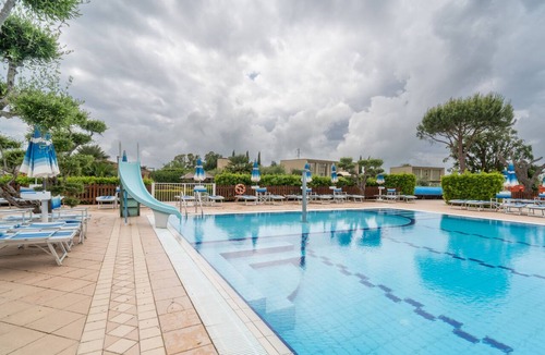 Rosignano Marittimo Apartment | Hotiday Relais Costa degli Etruschi