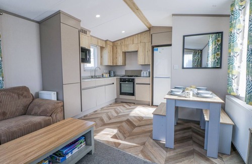 Bognor Regis House | HW42: Charming Retreat in Bognor Regis