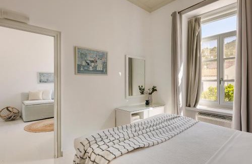 idhra Hotel | Hydra Hotel