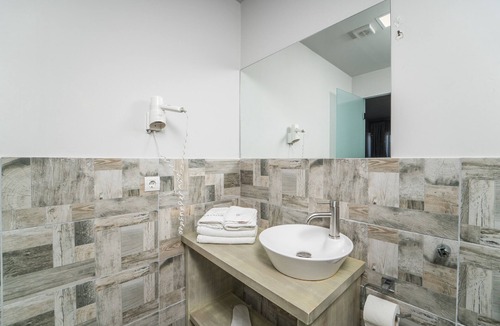 Lefkada Town Hotel | Ianos Bay