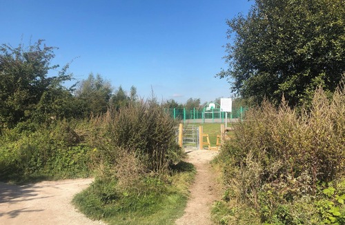 Stafford Apartment | Immaculate hi-spec apartment, sleeps 6. Free wifi, secure garden, free parking.