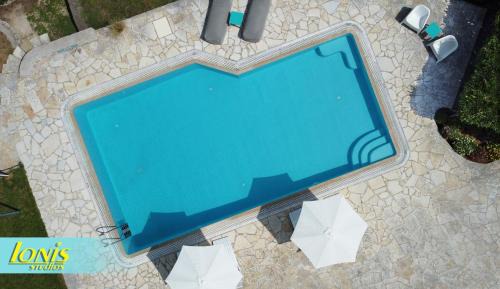 Agios Ioannis Apartment | Ionis Studios
