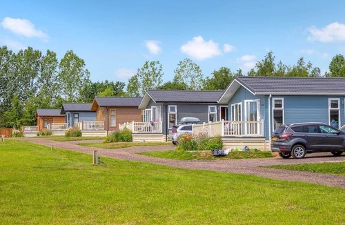 Dereham Ski Chalet | Luxury boutique style lodge with one double bedroom and one twin bedroom.