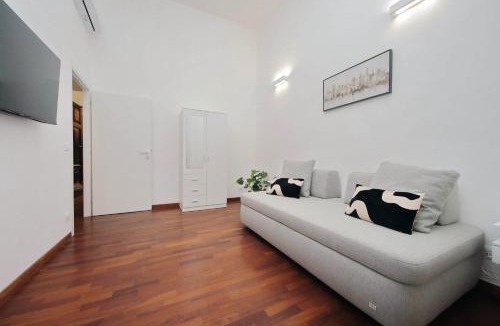 Esquilino Apartment | Maison Florienne