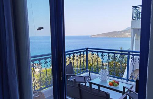 Livadia Apartment | Marinas Studios