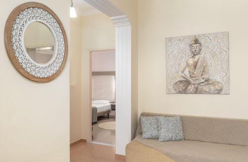 Frinion Apartment | Niver Luxury Suites