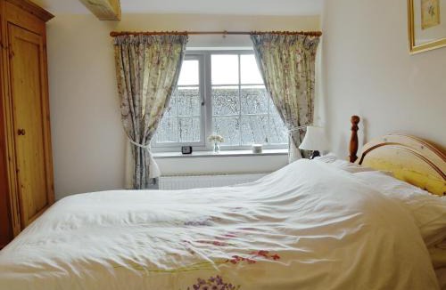 Orston House | Ostlers Cottage