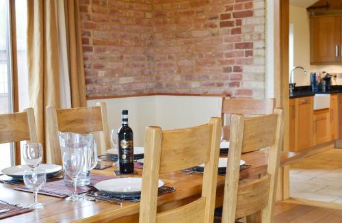 Sculthorpe House | Partridge Barn