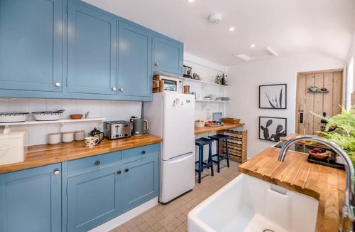 Beccles House | Phoenix Cottage, Brampton
