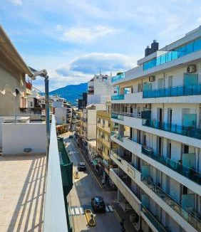 Khalkis Apartment | Rooftop flat