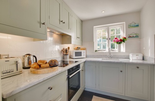 Helford House | Rose Cottage - Two Bedroom House, Sleeps 4