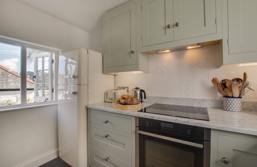 Helford House | Rose Cottage - Two Bedroom House, Sleeps 4