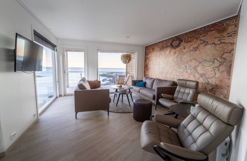 Heroy Cottage | Runde Panorama - Østen Pilot