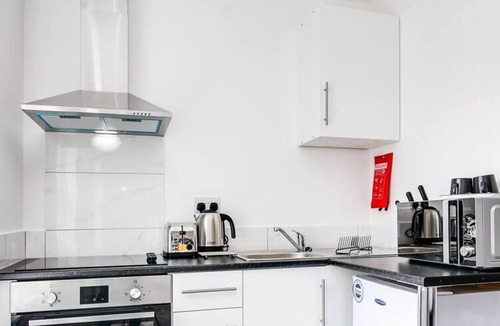 Wolverhampton Apartment | SCA - Delightful Studio - VS3