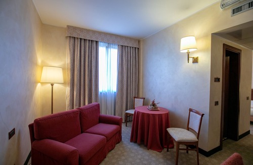 Buscate Hotel | Scià on Martin