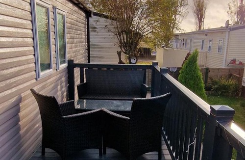 Selsey House | Spider's web Caravan, Green Lawns, Seal Bay Resort