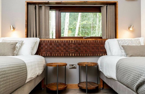 Callander Cabin | Strathyre White Willow Premium, Callander