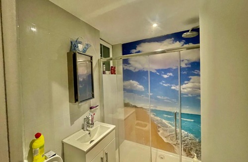Edgware Apartment | Studio