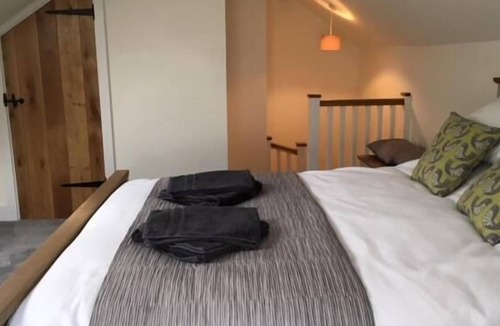 Petworth Hotel | The Cricketers