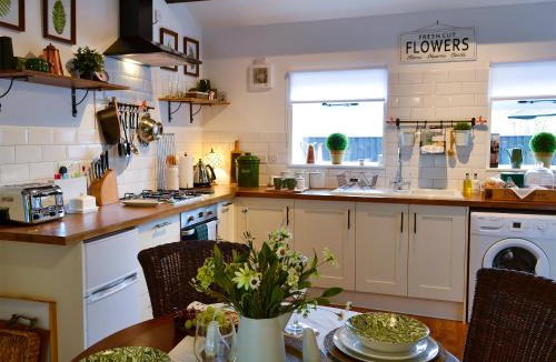 Gwaenysgor Near Prestatyn House | The Lodge
