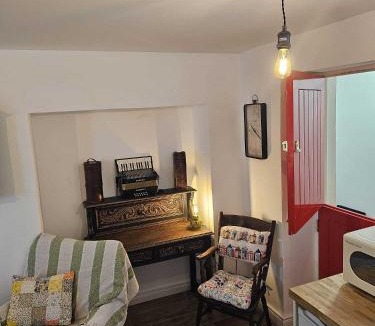 Carrickfergus House | Time Stands Still
