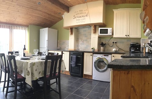 Brynteg Cottage | Traditional, comfortable cottage near Benllech