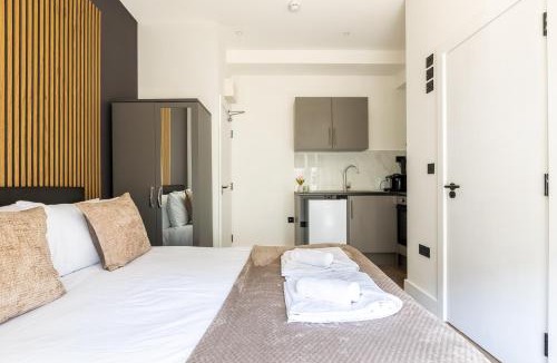 Leabridge Apartment | Vibrant Hackney Studio with City Access