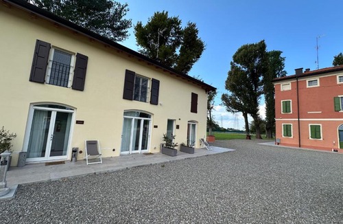 Collegarola Apartment | Villa Iris