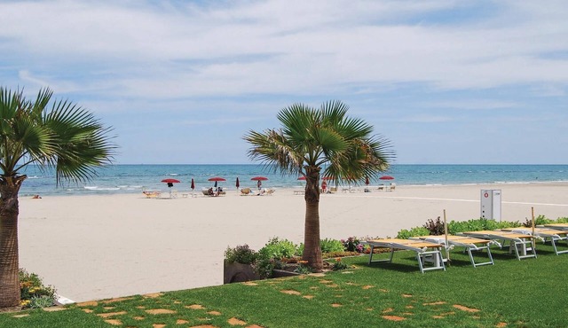 2 bedroom accommodation in Villa Rosa TE