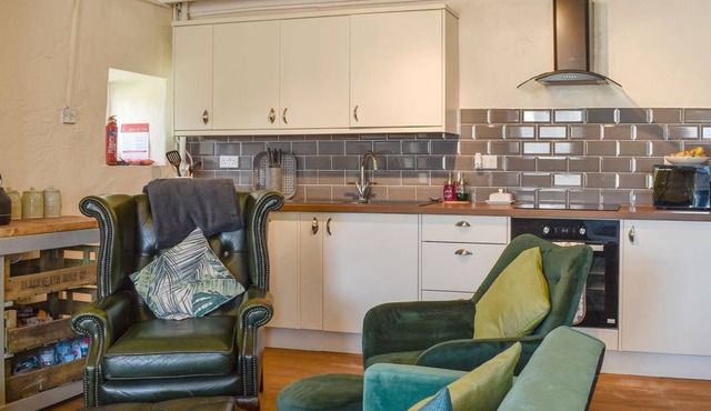 2 bedroom accommodation in Talsarnau, near Harlech