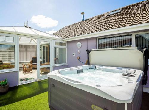 3 Bed in Fairbourne oc-86841