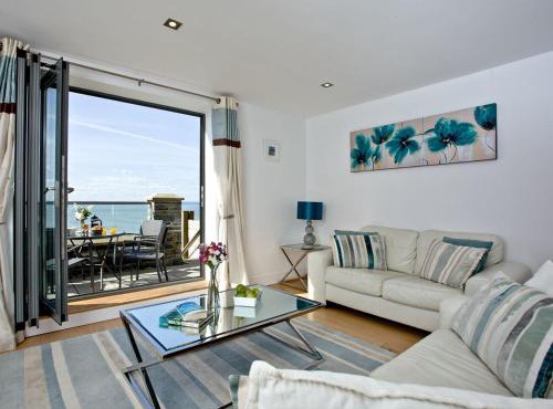 4 Ocean Point