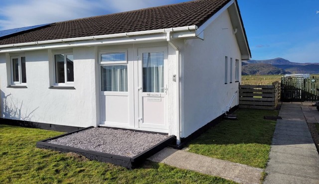 48 Glan Y Mor, Fairbourne