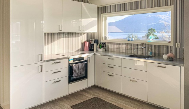5 bedroom accommodation in Vikedal