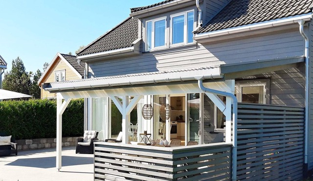 9 person holiday home in Risør