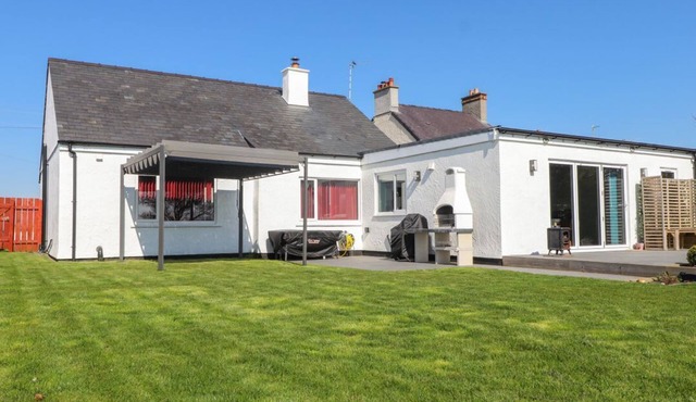 Afallon, Llanerchymedd