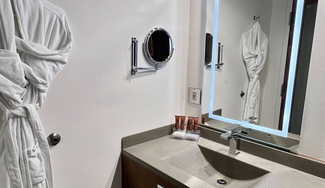 Atlantic Host Hotel, an Ascend Collection Hotel