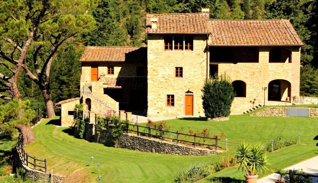 Beautiful apartment for 4 guests with pool, WIFI, TV and pets allowed