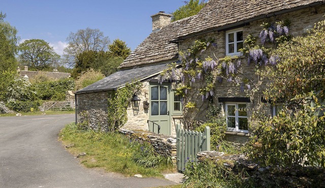 Beautifully presented holiday retreat with wood burner - The Digs