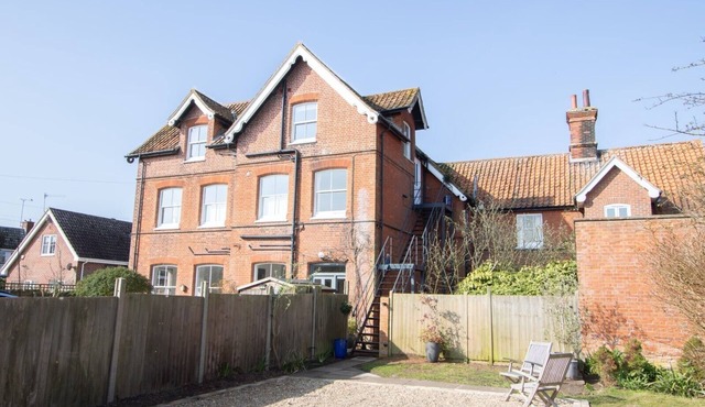 Bright 2BR in the Heart of Aldeburgh