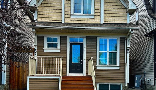 Calgary Peaceful Home with Modern Office Near Hospital and YMCA