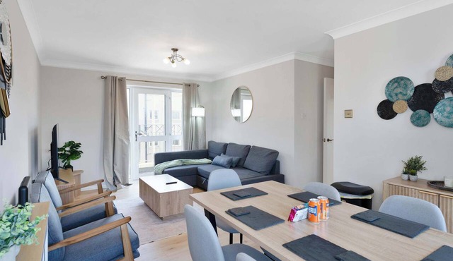 Coastal Comfort-3 Bed-Dedicated Free Parking -WiFi