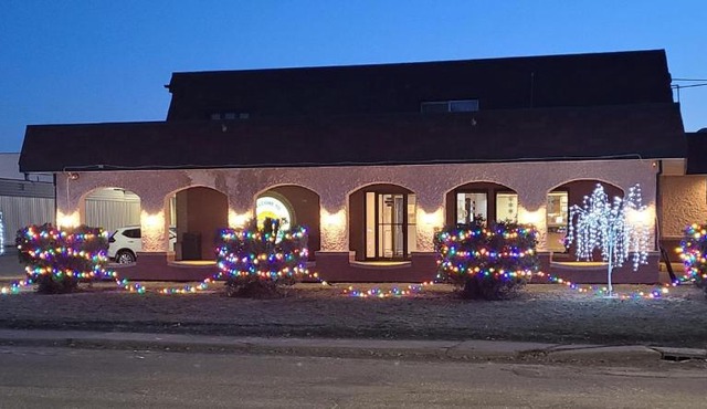 Colonial Inn